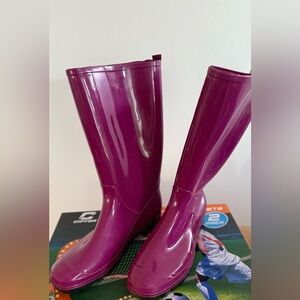 Hot pink never worn Rain Boots